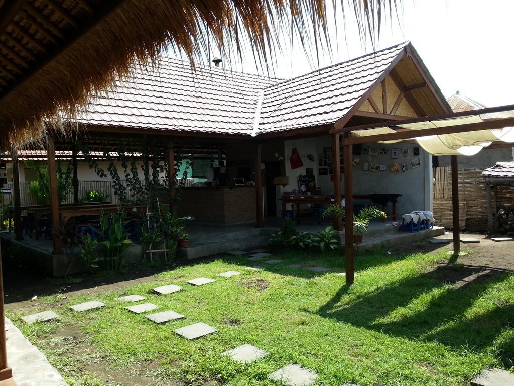 Classico Italiano Bed and Breakfast Gili Air Habitación foto
